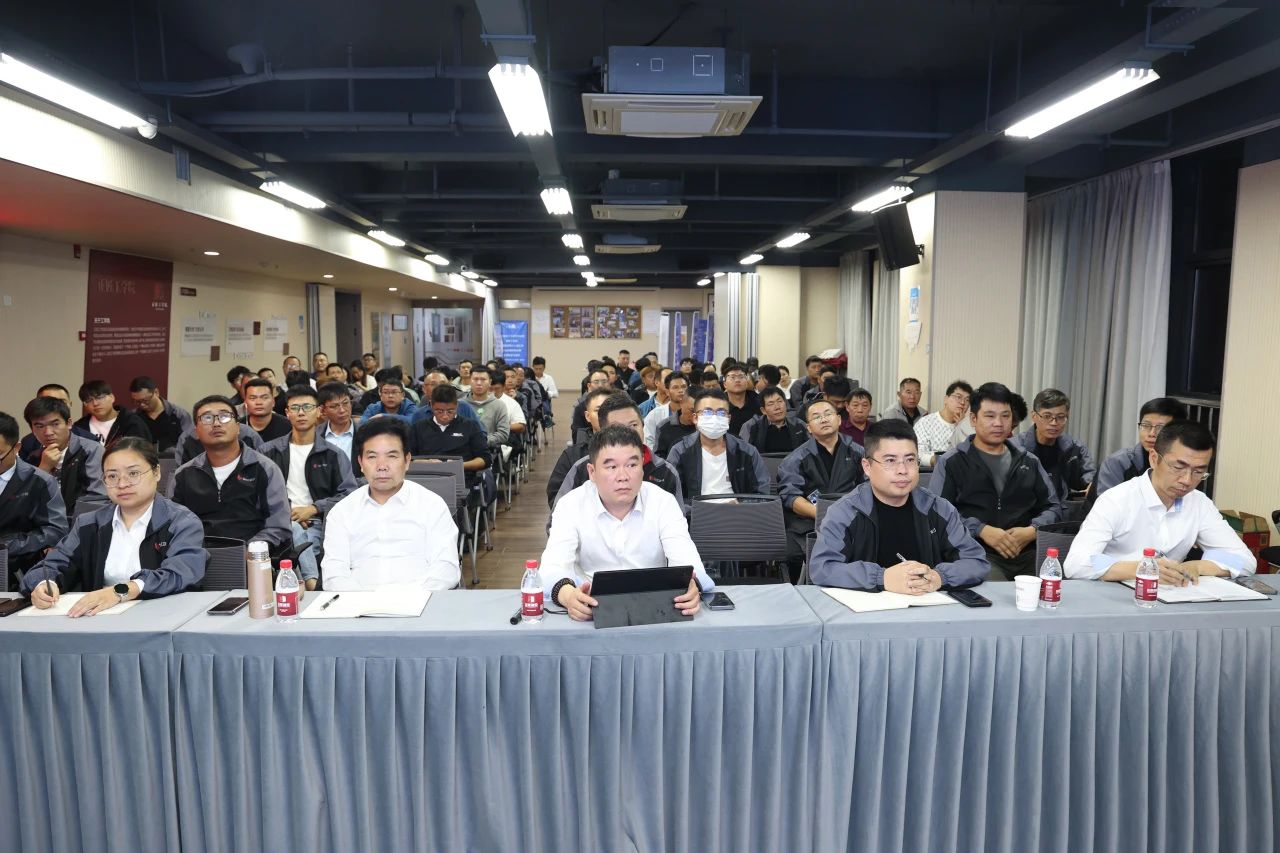 1745458416216019.jpg 2035bb5f6cfc9fba616c04807955bcda.jpg