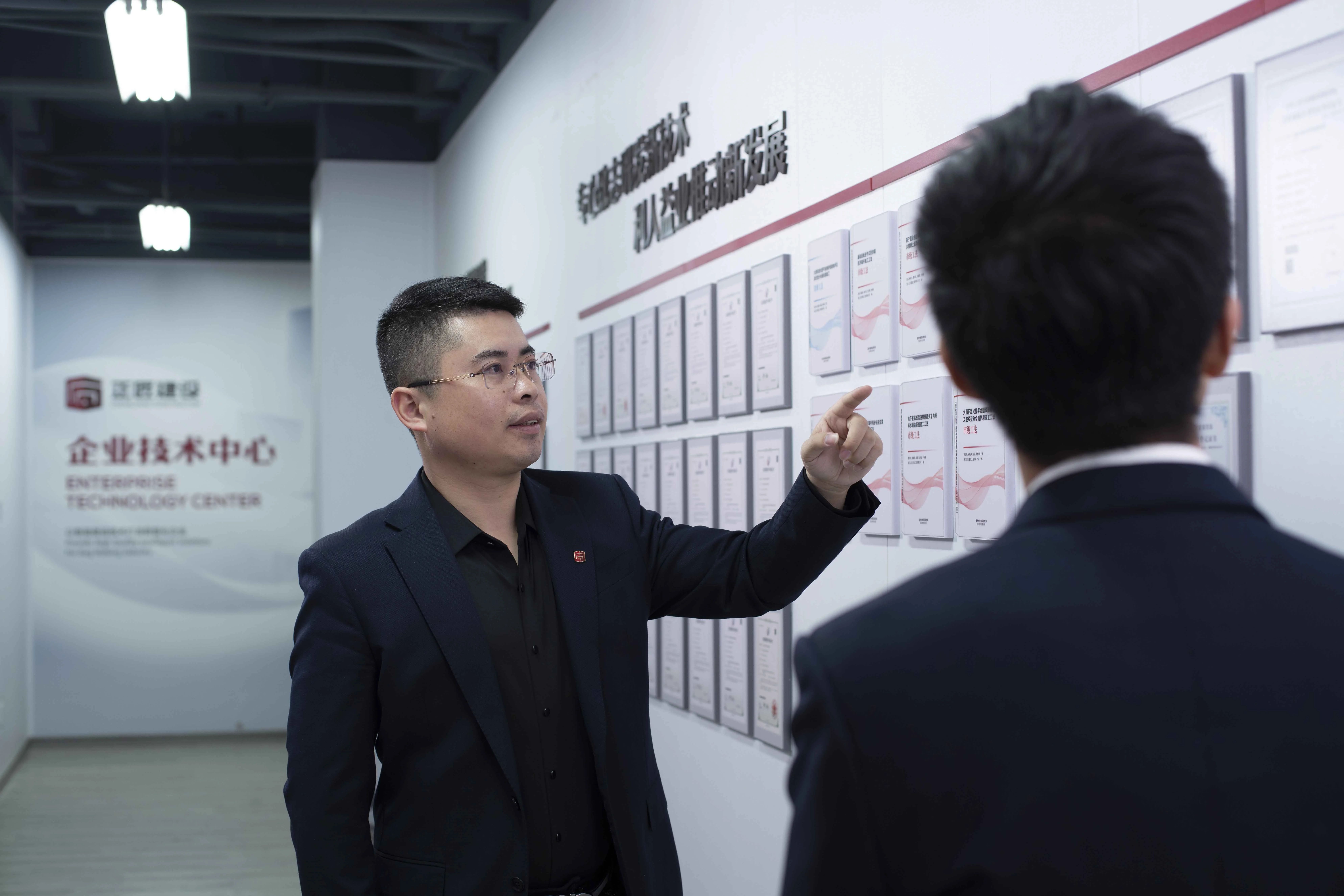 1745461452921009.jpg b8390a5d1297370be609f77994c2b6e6.jpg