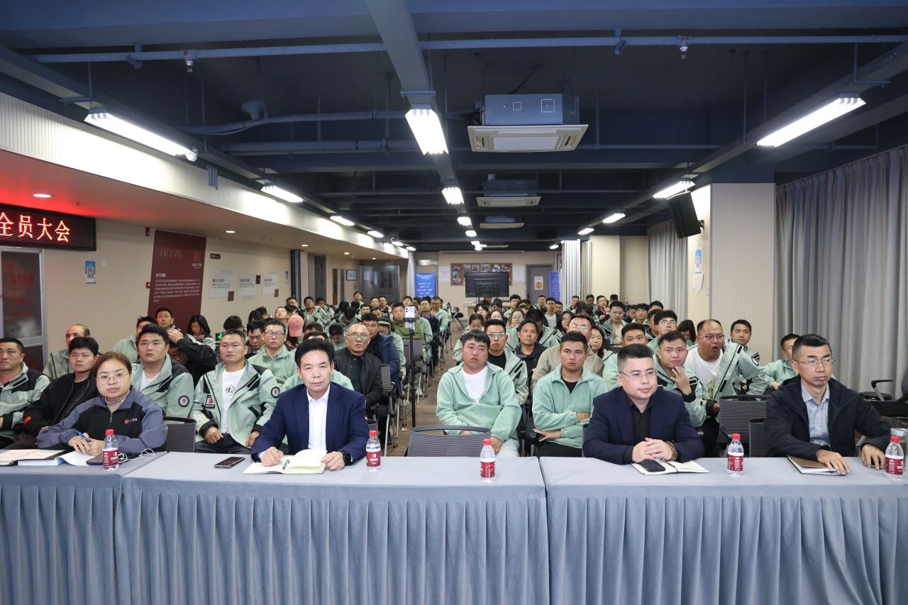 1745477363139323.jpg f5d19bcbf03b61e1229e167bd238e432.jpg